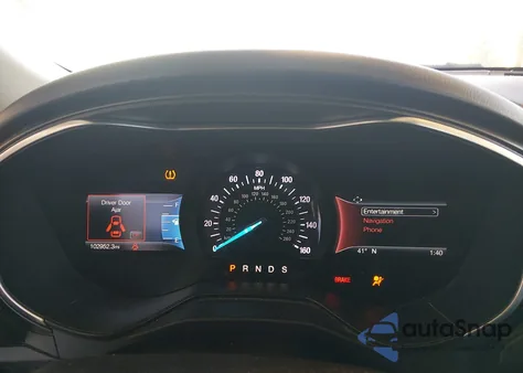 2019 Ford Fusion Titanium z USA, uszkodzony, nr VIN 3FA6P0D99KR207638